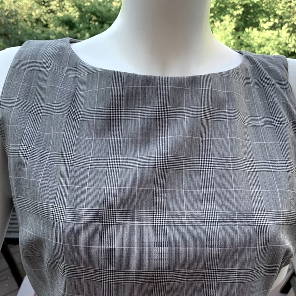 45% wool blend Light gray plaid straight style dress just at knee Eu44 US 12 - Picture 3 of 16